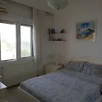 Sea & Roses Beachfront House - Halkidiki Σπίτι διακοπών *