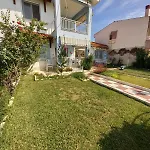 Sea & Roses Beachfront House - Halkidiki Σπίτι διακοπών