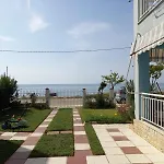 Σπίτι διακοπών Sea & Roses Beachfront House - Halkidiki