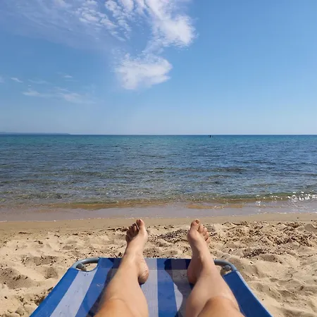 Sea & Roses Beachfront House - Halkidiki Nea Moudania